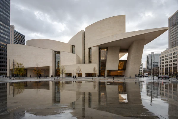 Modern Museum Building with Reflective Plaza