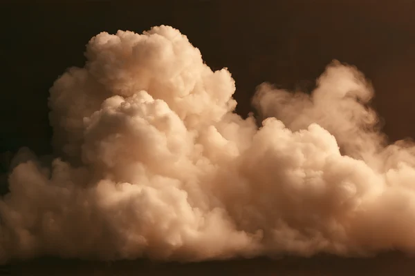 Creamy Smoke Plumes
