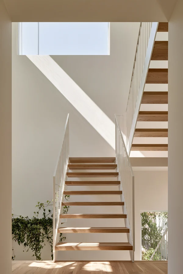 Minimalist Staircase in a Bright Modern Home
